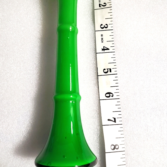 Vintage Carlo Moretti Murano style green cased Bud Vase Ruffle Top Design - Picture 5 of 7